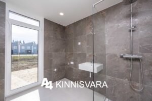 Suurekivi Kodud siseviimistlus Tume